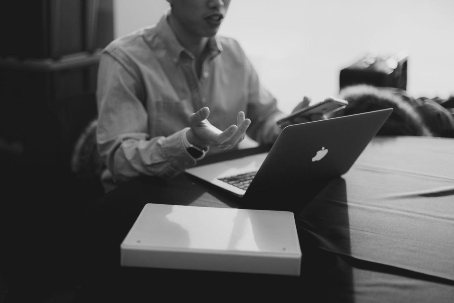 Investment calendar analysis showing seasonal market patterns and strategic timing opportunities